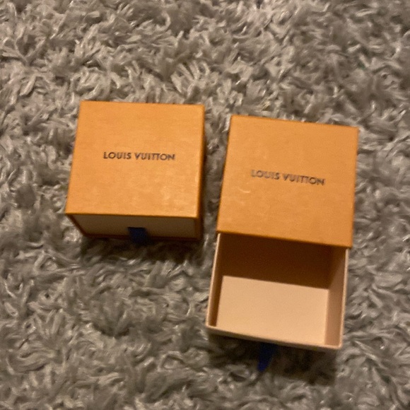 Louis Vuitton Accessories - Louis Vuitton Empty Accessory box